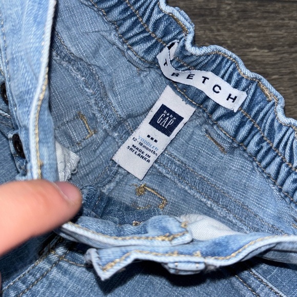 Baby GAP Stretch Butterfly Embroidery Jeans Size 12-18M - Picture 3 of 4